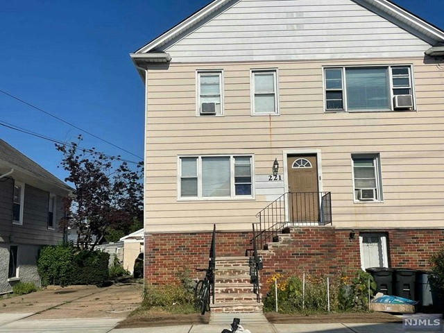 221 HUYLER ST, SOUTH HACKENSACK, NJ 07606, photo 1 of 13