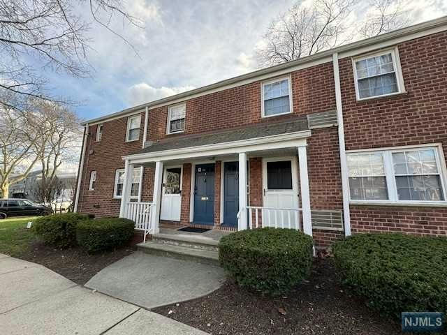 7 CLARK CT, RUTHERFORD, NJ 07070, photo 1 of 26