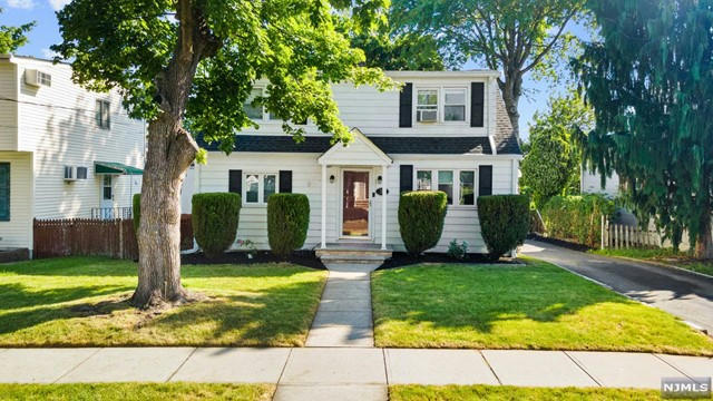 34 STANLEY ST, CLIFTON, NJ 07013, photo 1 of 26