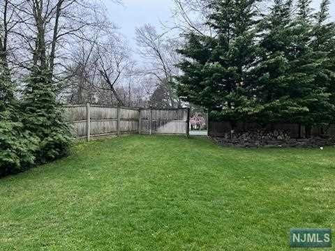 807 HILLSDALE AVE, HILLSDALE, NJ 07642, photo 2 of 50