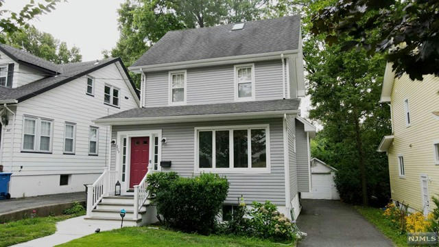 209 W NEWELL AVE, RUTHERFORD, NJ 07070 - Image 1
