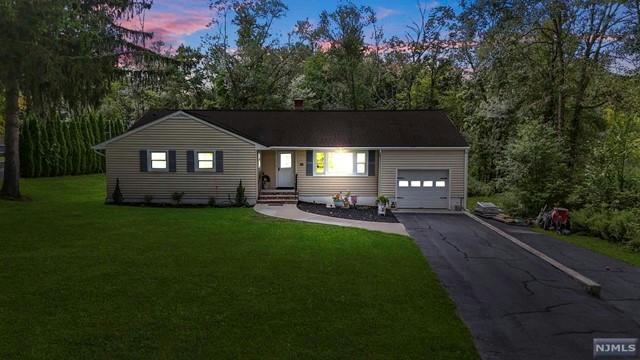 87 MAPLE RD, FRANKLIN, NJ 07416 - Image 1