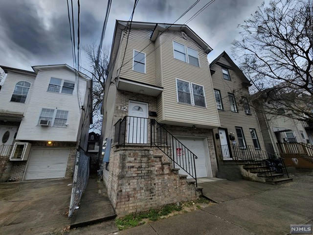 122 12TH AVE, PATERSON, NJ 07501, photo 1 of 18