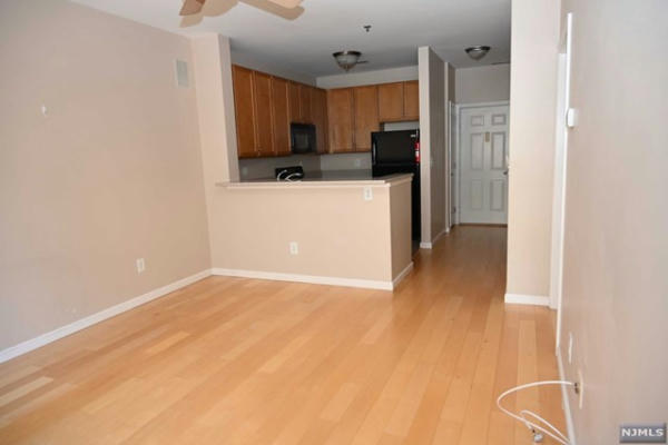 24 AVE AT PORT IMPERIAL APT 242, WEST NEW YORK, NJ 07093, photo 5 of 19