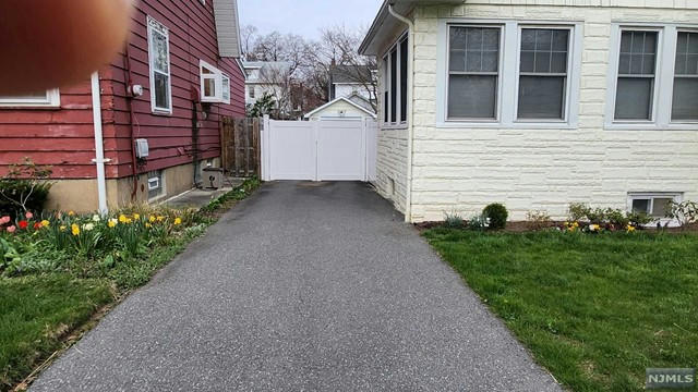 116 IRVING PL, RUTHERFORD, NJ 07070, photo 3 of 34