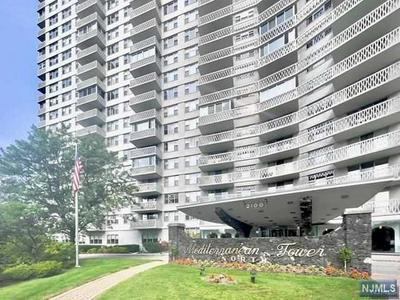 Mediterranean Towers, Fort Lee, NJ Real Estate & Homes for Sale | RE/MAX